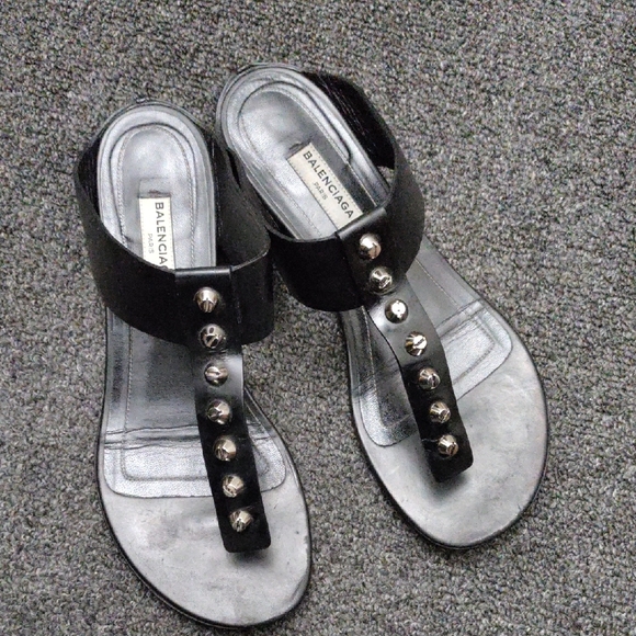 Balenciaga Black Leather Studded T-Strap Sandals - Picture 1 of 13